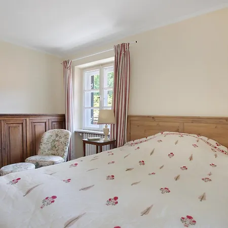 Gutshof An Der Alten Linde Apartment *